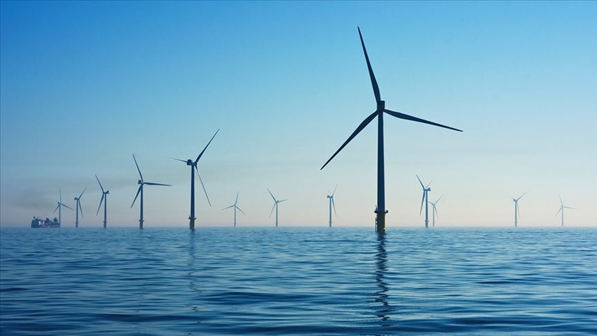 Dünya genelindeki deniz üstü rüzgar enerjisi kurulu gücü, geçen yıl