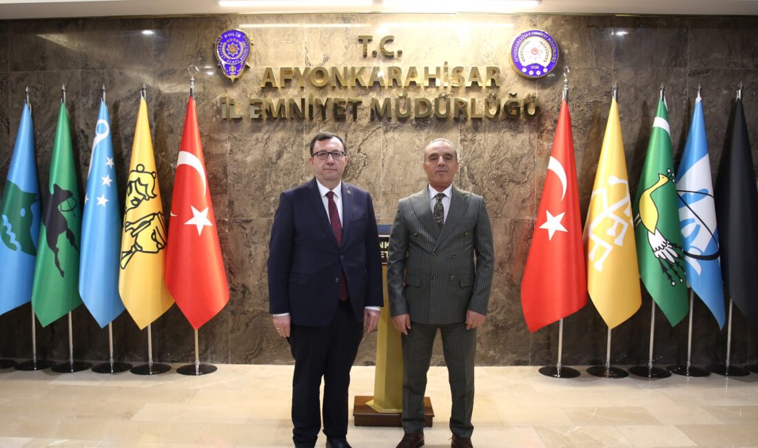 Türkiye Büyük Millet Meclisi (TBMM) Genel Sekreter Yardımcısı Naim Çoban,