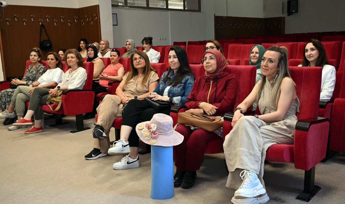 Afyon Kocatepe Üniversitesi (AKÜ) Kadın ve Aile Araştırmaları Uygulama ve
