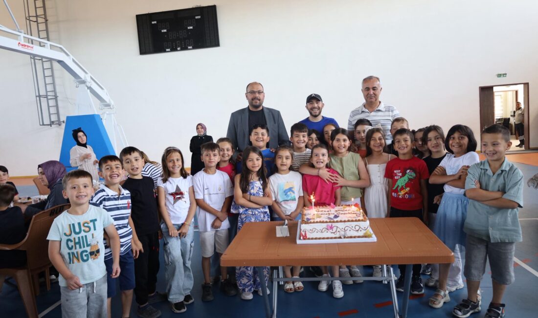 Başkan Bodur, sporcularla buluştu Bayat’ta spora gönül veren gençler, il genelinde düzenlenen cimnastik ve