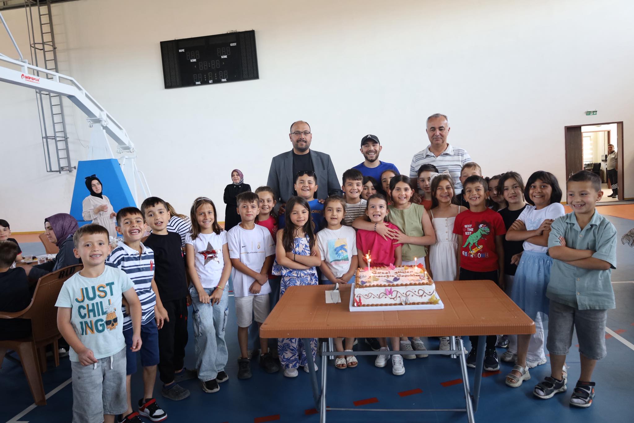 Bayat’ta spora gönül veren gençler, il genelinde düzenlenen cimnastik ve