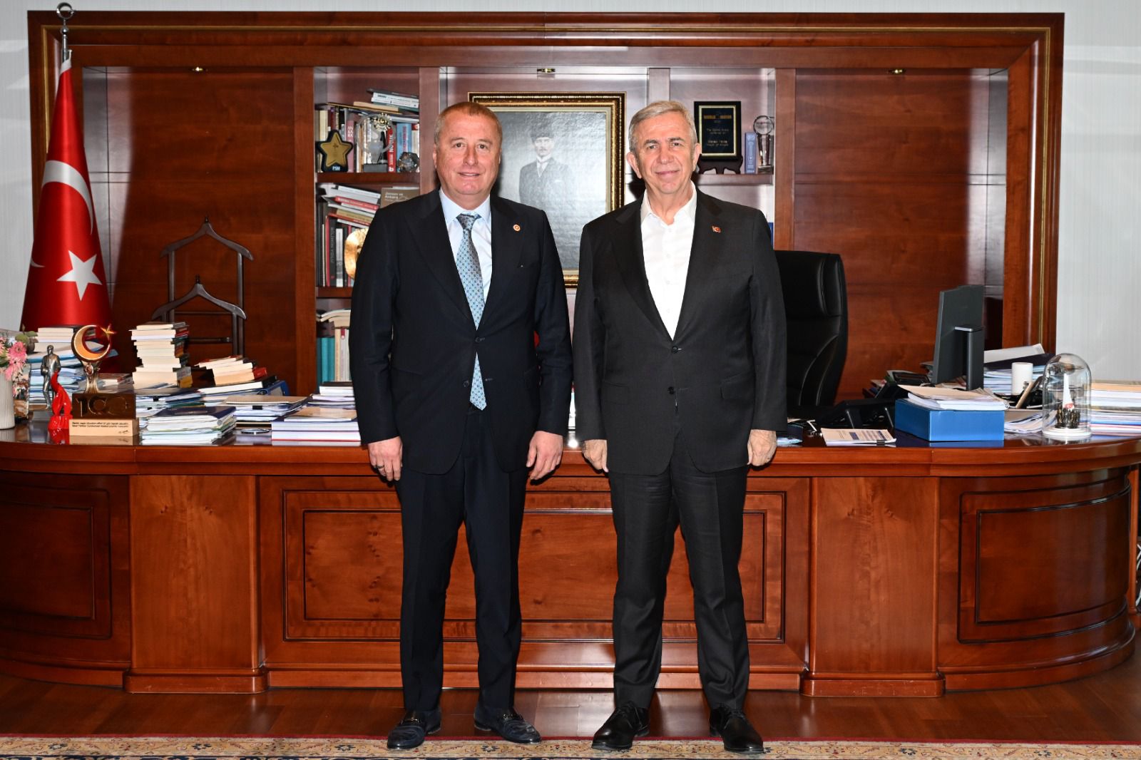 İYİ Parti Genel Başkan Yardımcısı ve Afyonkarahisar Milletvekili Hakan Şeref