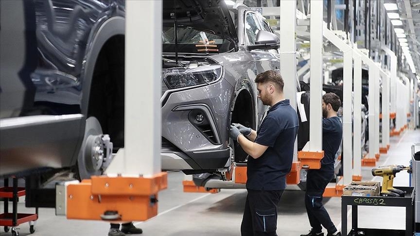 Türkiye'de 2024'te 1 milyon 169 bin 17 otomobil, 9 milyon