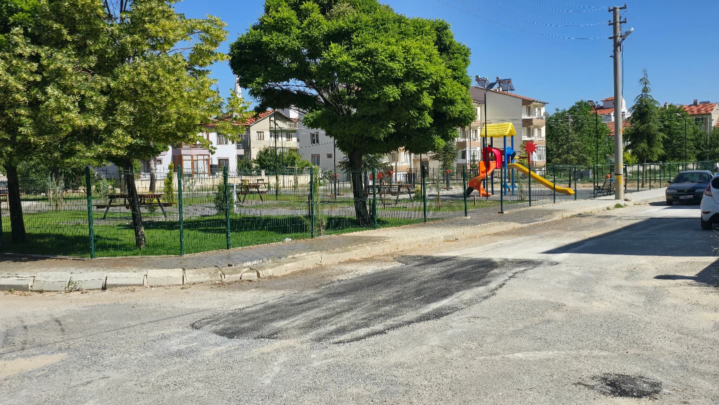 Bolvadin Belediyesi, ilçenin ulaşım altyapısını daha güvenli ve konforlu hale