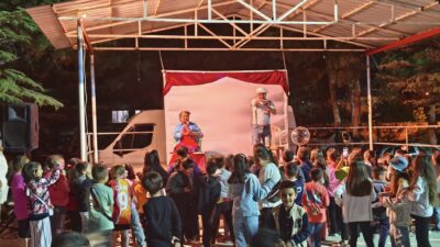 Evciler Belediyesi, kültür ve sanat faaliyetleri kapsamında ilçe halkına unutulmaz