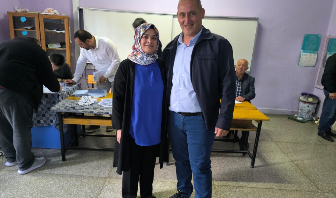 Afyonkarahisar'ın Şuhut ilçesi Hacı Musa Mahallesi'nde 2 adayın yarıştığı muhtarlık