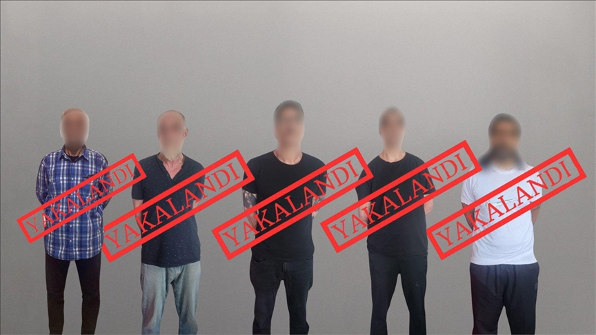 İçişleri Bakanı Ali Yerlikaya, kırmızı bültenle aranan 5 kişinin Gürcistan'da