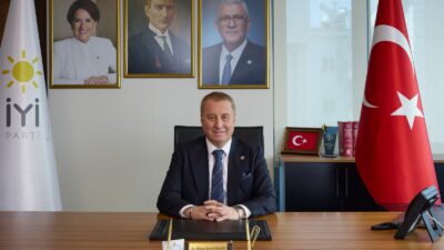 
İYİ Parti Genel Başkan Yardımcısı ve Afyonkarahisar Milletvekili Hakan Şeref