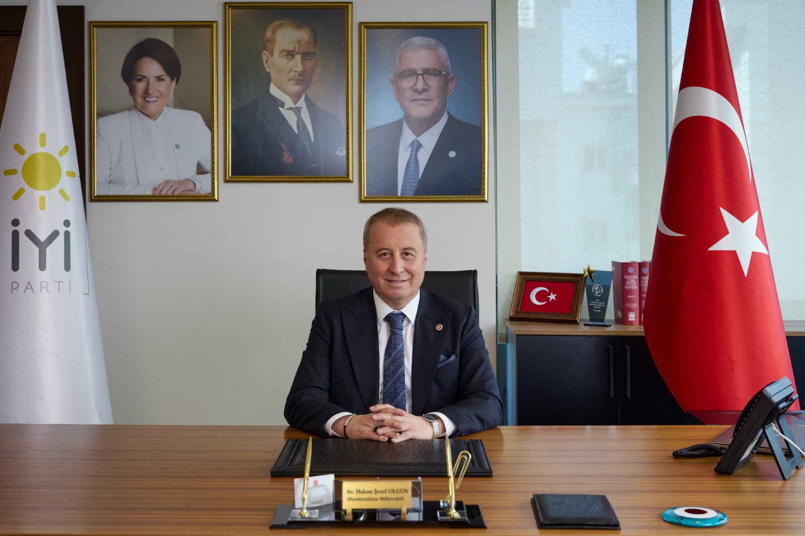 
İYİ Parti Genel Başkan Yardımcısı ve Afyonkarahisar Milletvekili Hakan Şeref