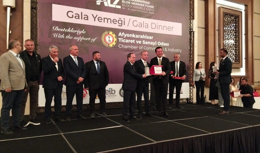   Afyonkarahisar’da bu yıl ilki düzenlenen Blok Mermer Fuarı’nın gala