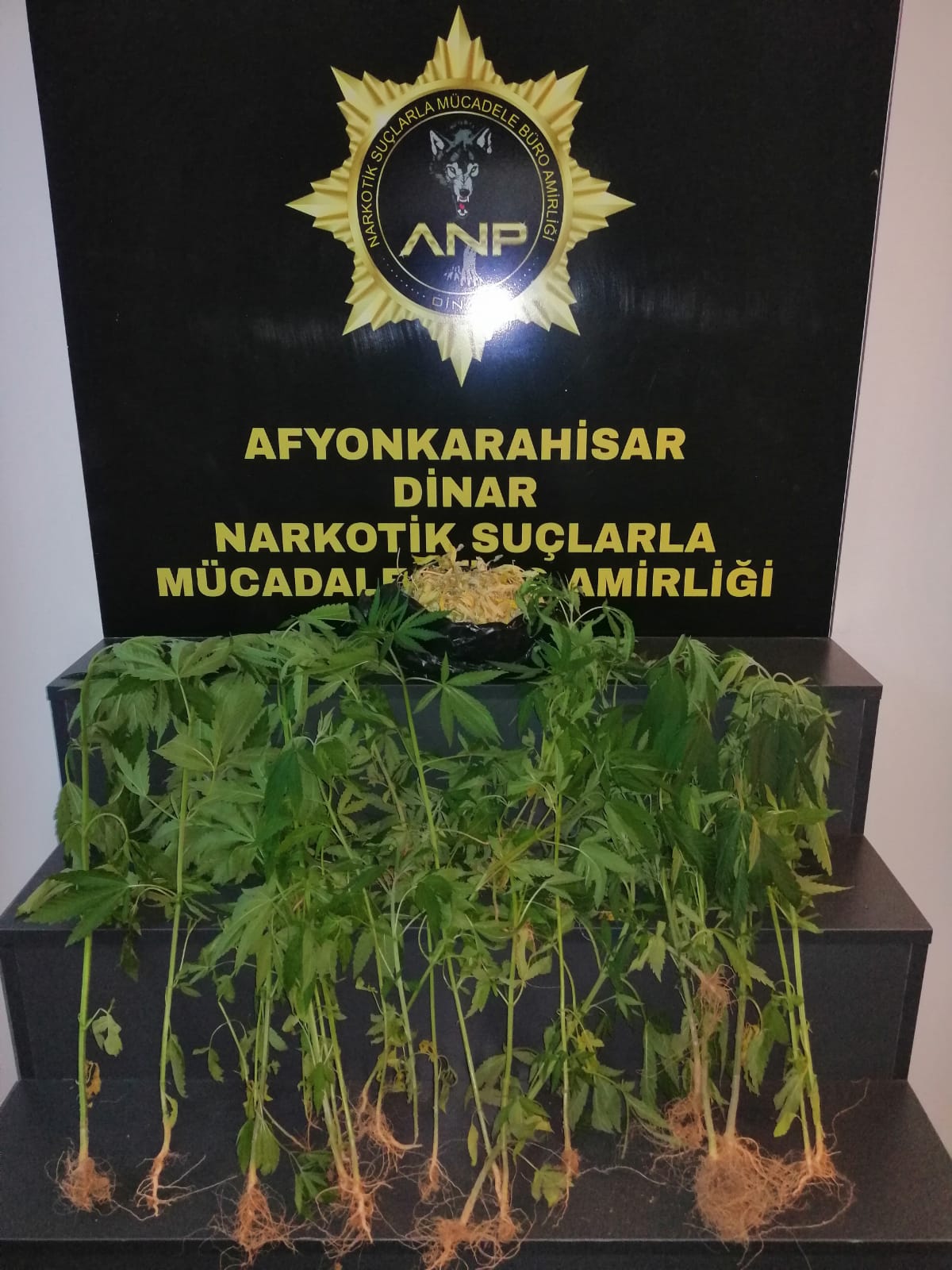   Afyonkarahisar İl Emniyet Müdürlüğü ekipleri, yapılan çalışmalar kapsamında bir