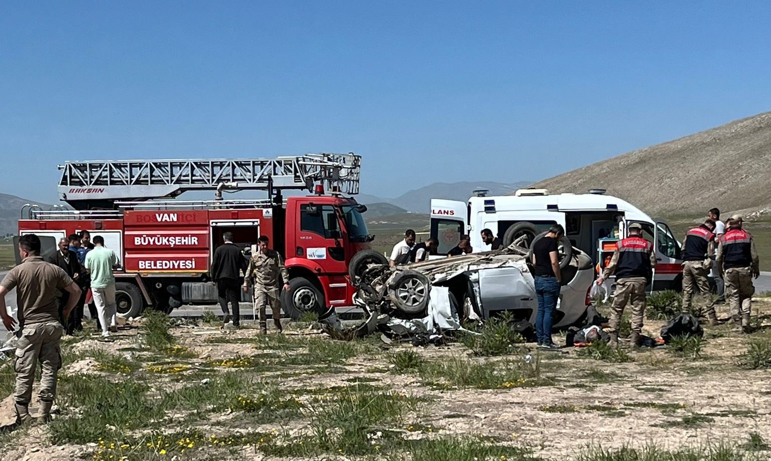 Van’ın Çaldıran ilçesinde, Çaldıran-Doğubayazıt karayolu Demircik Mahallesi yakınlarında meydana gelen