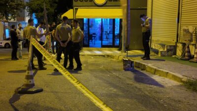 Şanlıurfa’nın Siverek ilçesi, gece saatlerinde meydana gelen silahlı saldırıyla sarsıldı.