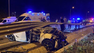 Kuzey Marmara Otoyolu Kocaeli geçişinde 3 aracın karıştığı trafik kazasında
