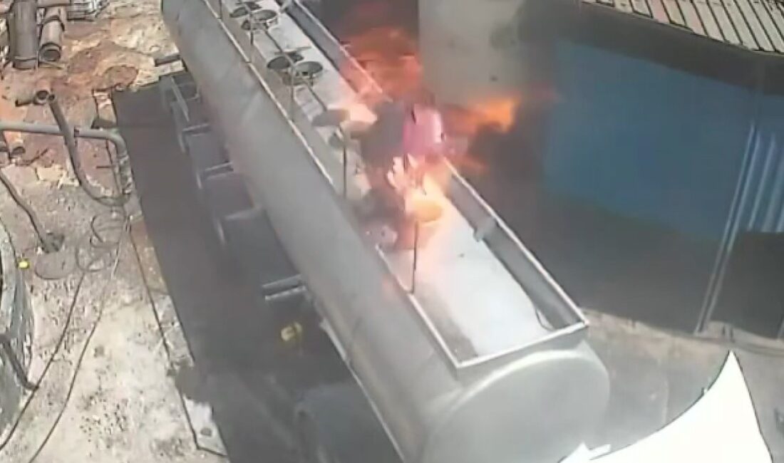 Gaziantep’in Nizip ilçesinde bir ayçiçek yağı fabrikasında meydana gelen patlama,