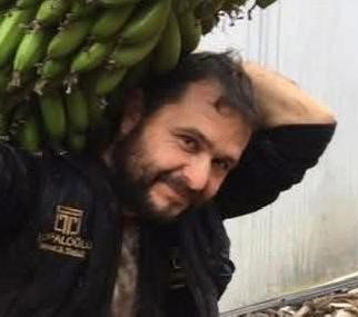 
Antalya'nın Gazipaşa ilçesi Aydın Mahallesi'nde yaşayan 41 yaşındaki çiftçi Ali