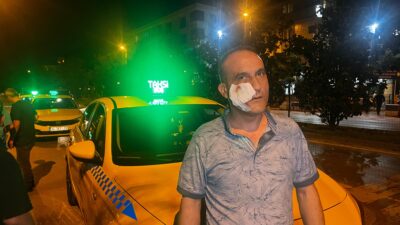 İstanbul Bahçelievler'de akşam saatlerinde başlayan yol verme tartışması, taksi durağında