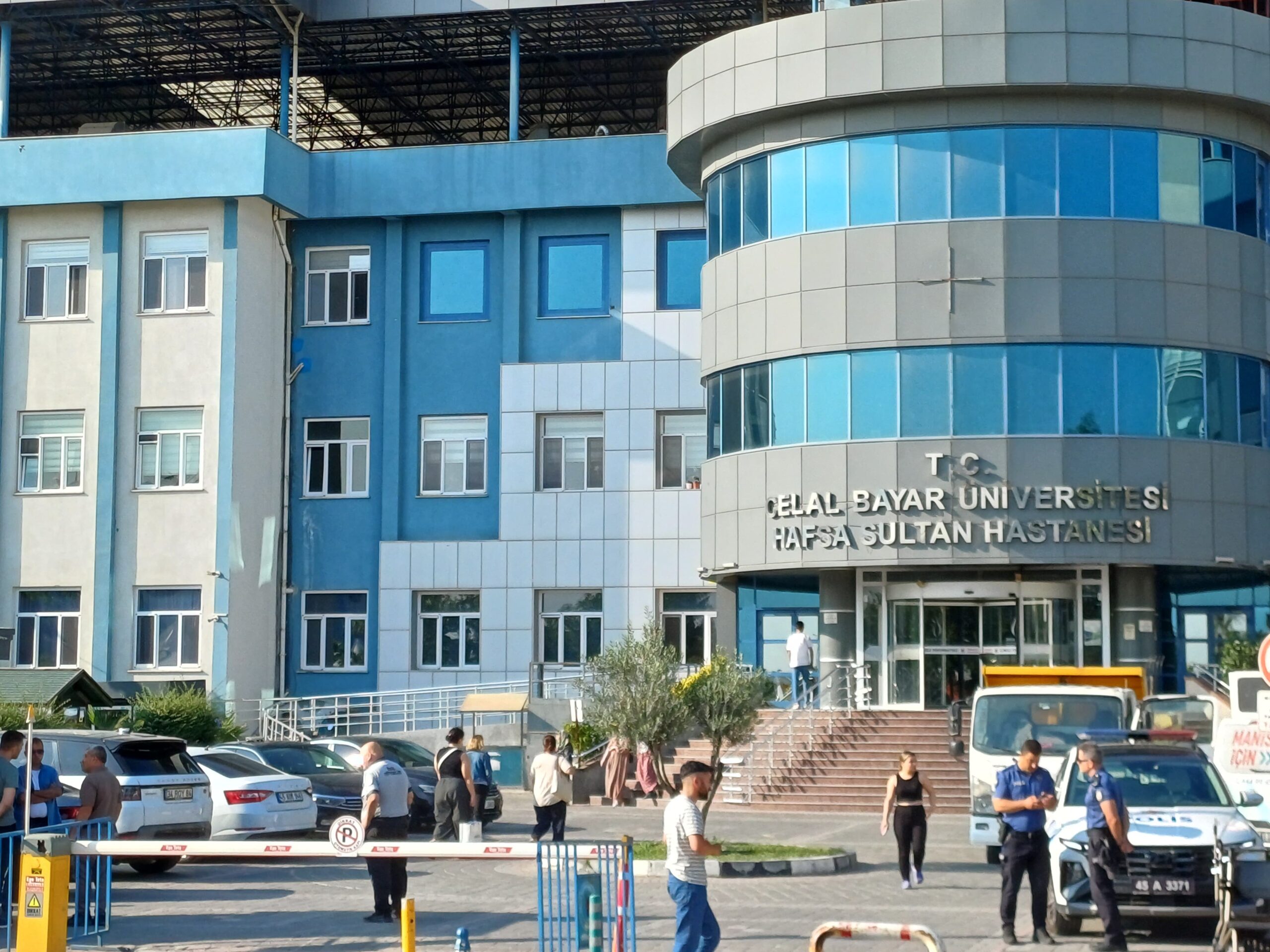  Elektrik çarpması sonucu kalbi duran ve yapılan kalp masajıyla 70