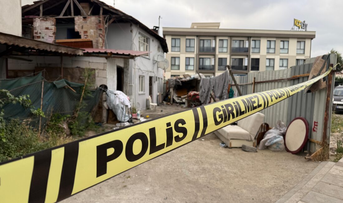 Zonguldak'tan Kurban Bayramı ziyareti için Sakarya'nın Adapazarı ilçesindeki çocuklarının yanına