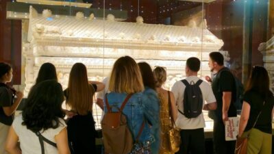 Bayramda yüz binlerce insan rotalarını müze ve ören yerlerini ziyaret