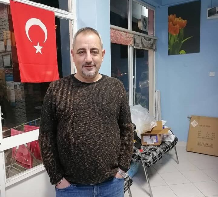 İstanbul Maltepe’de trafikte çıkan tartışmada aldığı yumruk darbesiyle ağır yaralanarak
