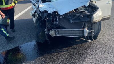  Balıkesir'de İzmir İstanbul Otoyolunun Savaştepe kavşağında meydana gelen trafik kazasında