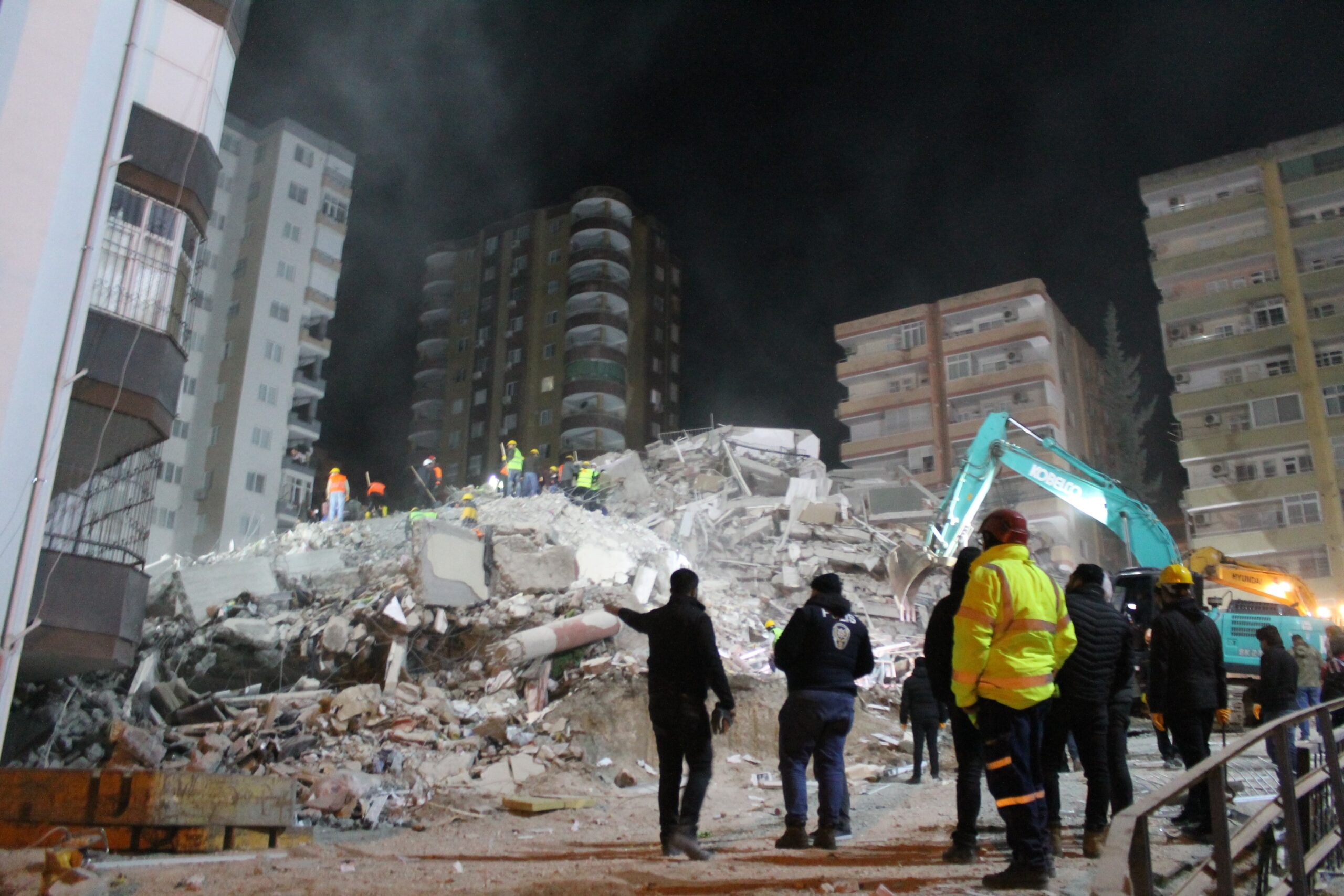 Adana'da 6 Şubat 2023 depreminde yıkılan ve 42 kişinin yaşamını