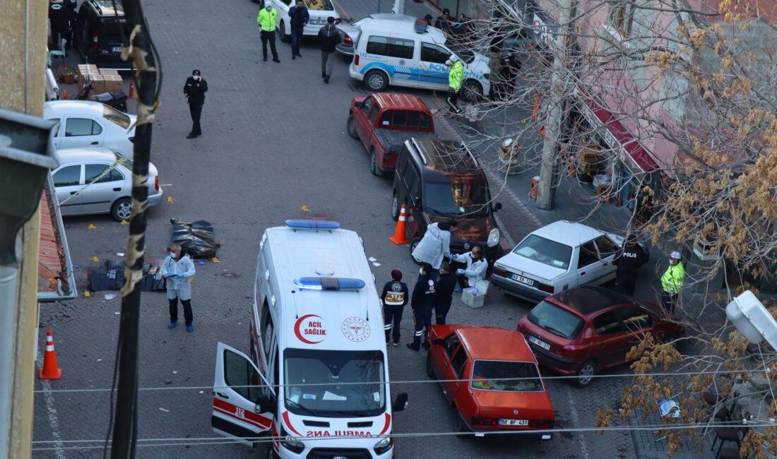 Kayseri'de miras nedeniyle 2 kuzeni ile kuzenlerinin dayısını öldüren firari sanık
