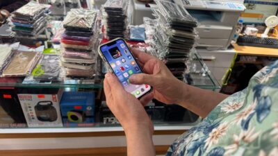 Eskişehir'de bir teknoloji uzmanı, kullanıcıların "silinen fotoğrafları geri yükle" gibi