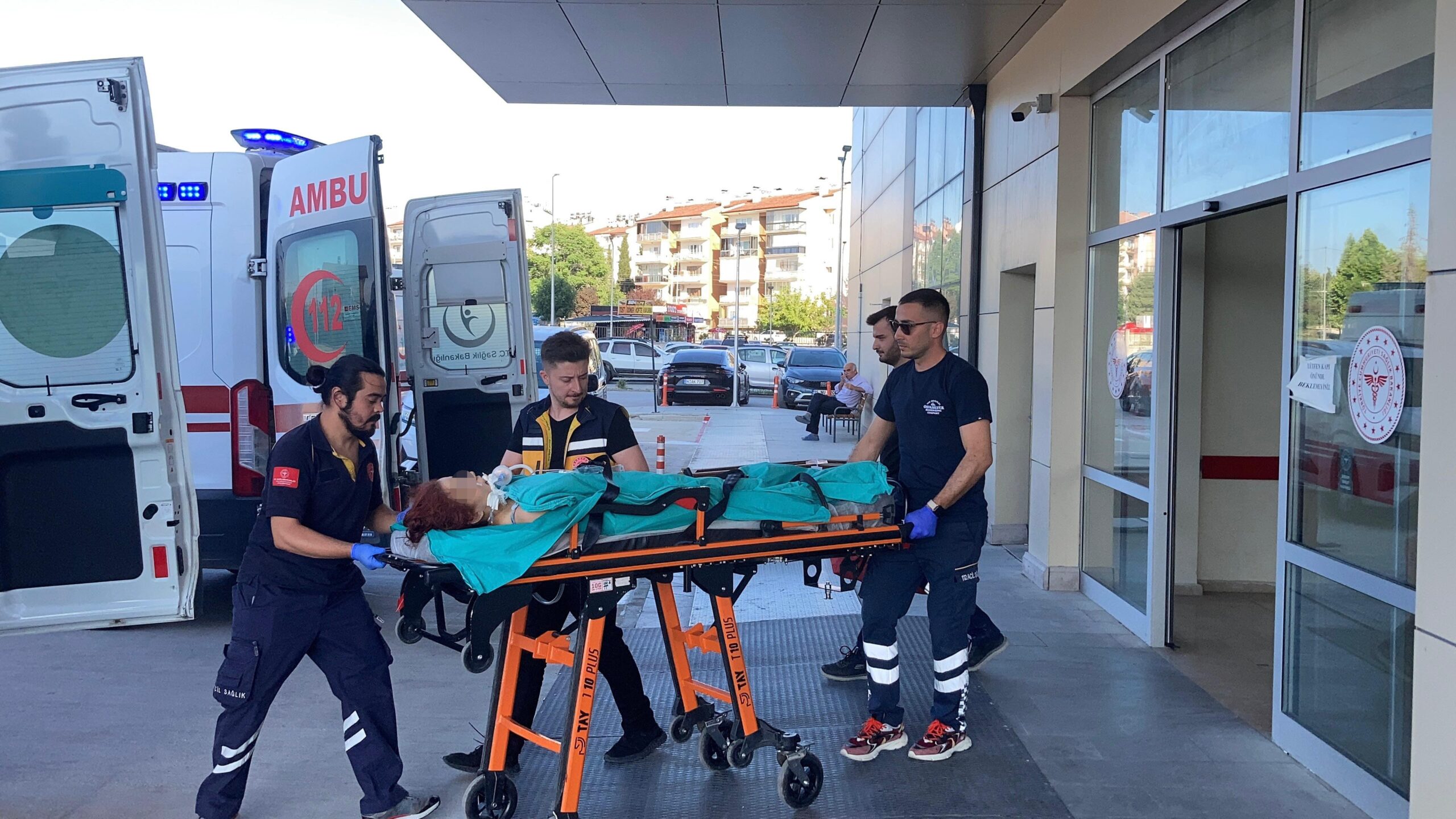 Burdur’un Yeşilova ilçesindeki Salda Gölü’nde serinlemek isteyen Afyonkarahisarlı 17 yaşındaki
