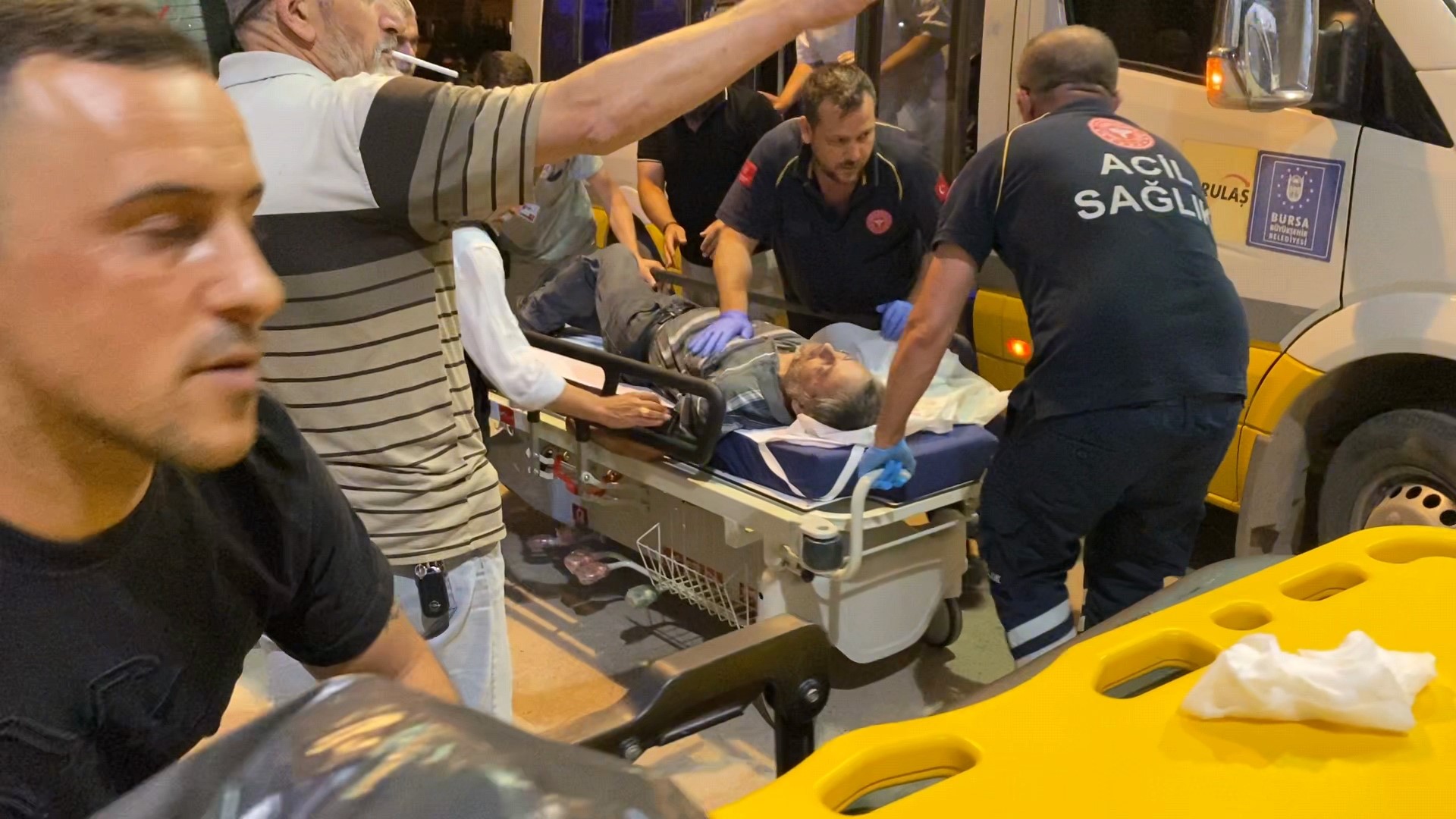 Bursa'nın İnegöl ilçesinde, bir özel halk minibüsü şoförü, seyir halindeyken