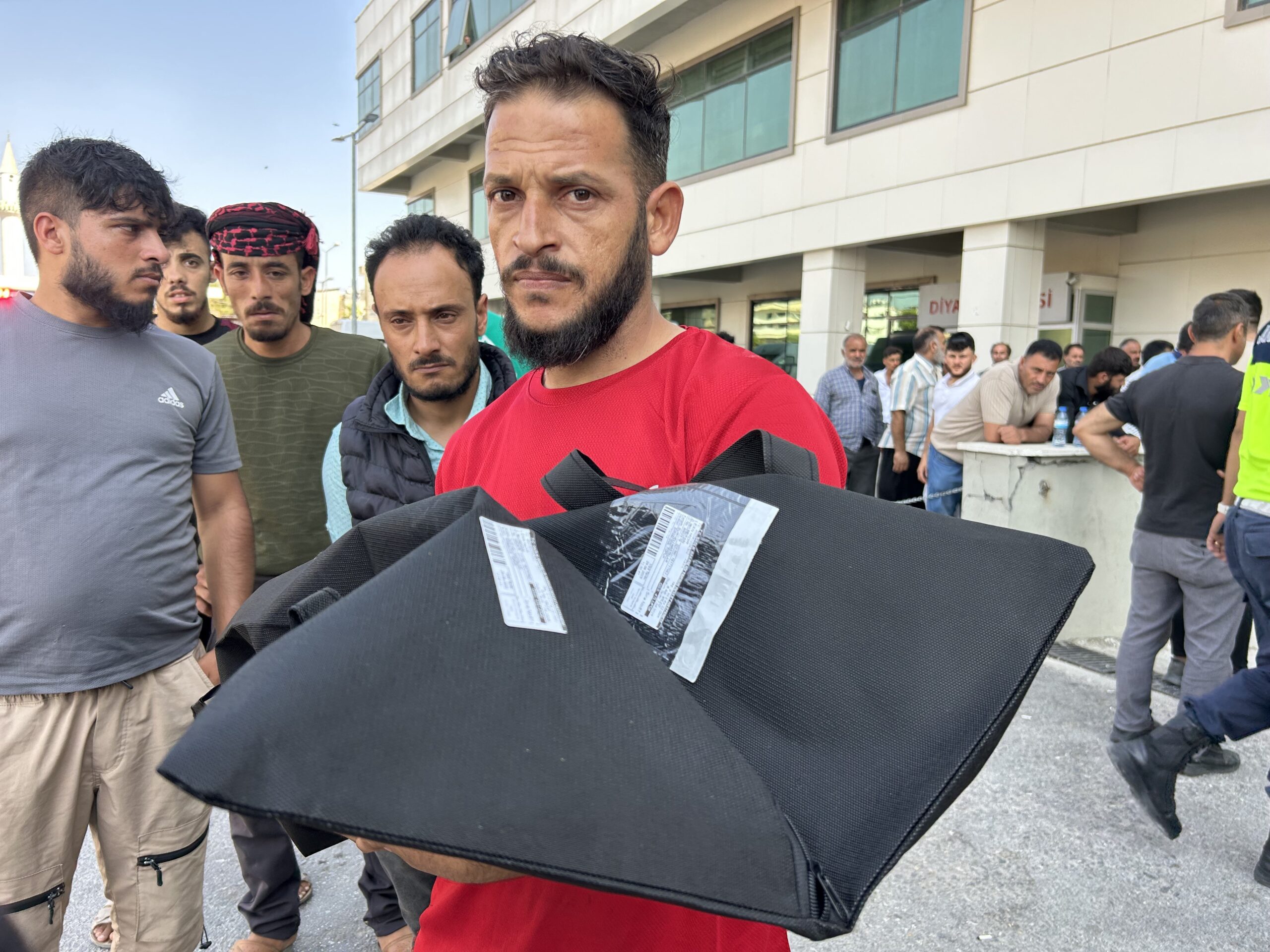 Mersin’in Tarsus ilçesi Barbaros Mahallesi’nde meydana gelen kazada, 14 yaşındaki