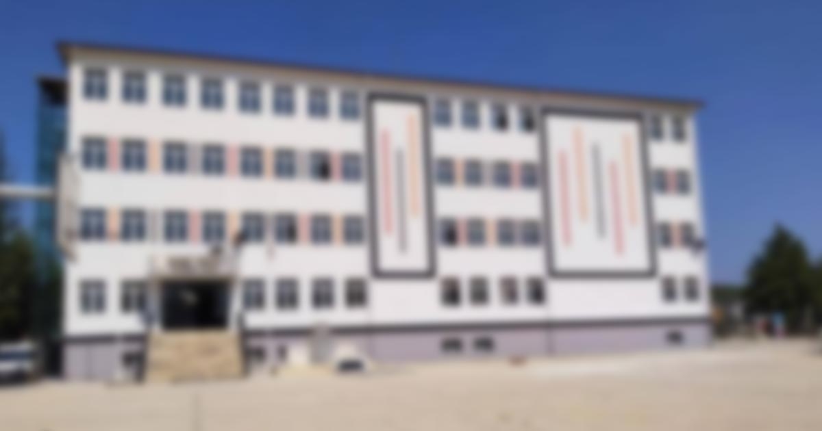  Denizli'nin Çivril ilçesindeki lisede kavga eden iki öğretmen hakkında soruşturma