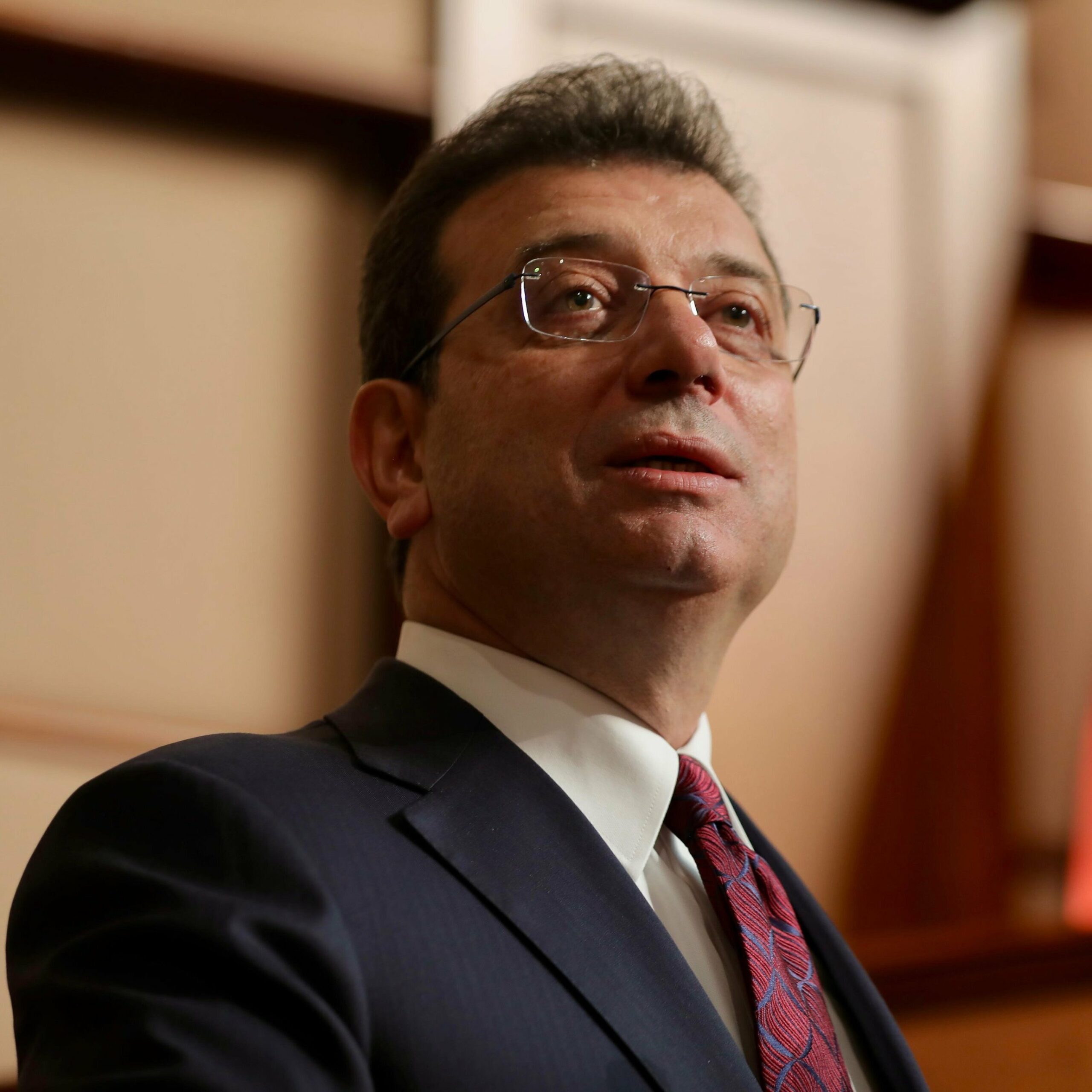 İBB Başkanı Ekrem İmamoğlu, Halk TV’ye verilen cezaya sosyal medya