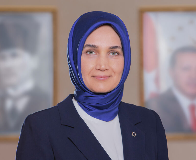  Afyonkarahisar Valisi Doç. Dr. Kübra Güran Yiğitbaşı, yayımladığı Kurban