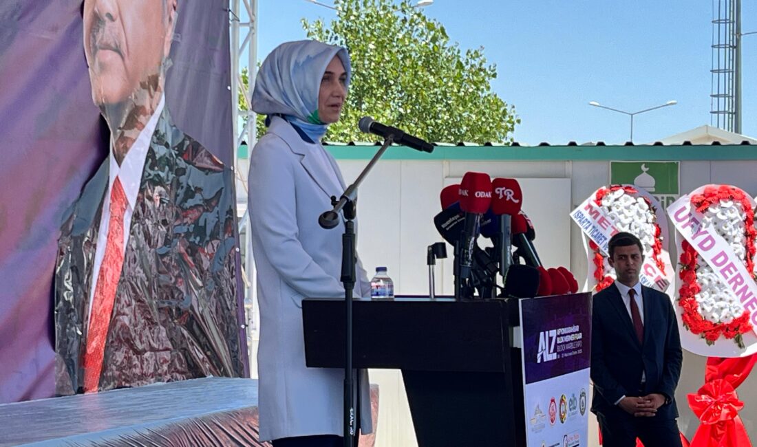 Vali Yiğitbaşı, Blok Mermer Fuarı’nın Açılışında Konuştu Afyonkarahisar’da düzenlenen Blok Mermer Fuarı, törenle açıldı. Açılışta konuşan Afyonkarahisar