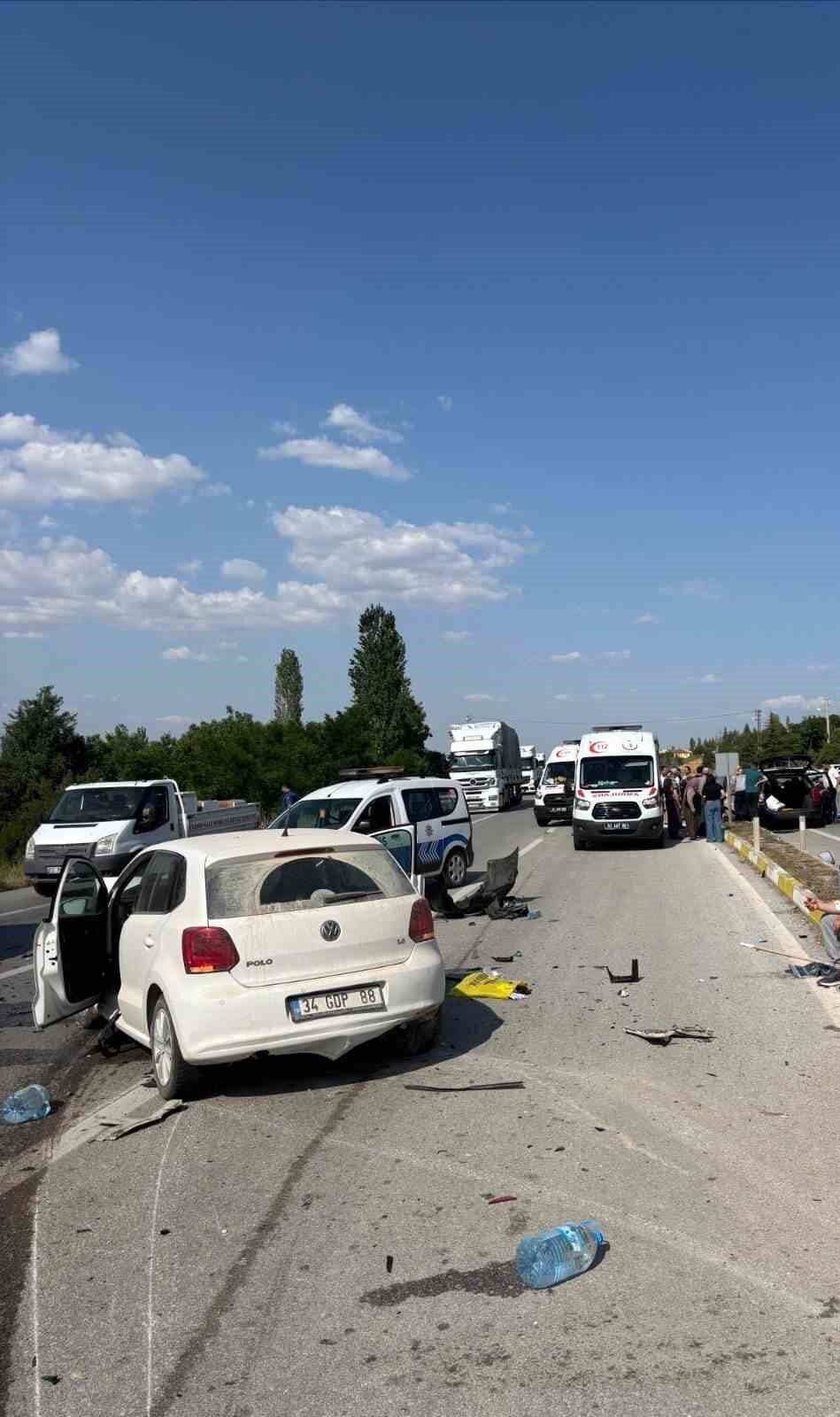 Afyonkarahisar’ın Çay ilçesinde meydana gelen trafik kazasında 1 kişi hayatını