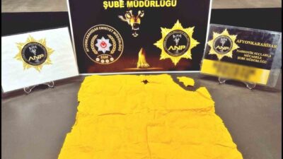 Afyonkarahisar’da İl Emniyet Müdürlüğü ekipleri tarafından yolcu otobüsünde yapılan kontrollerde