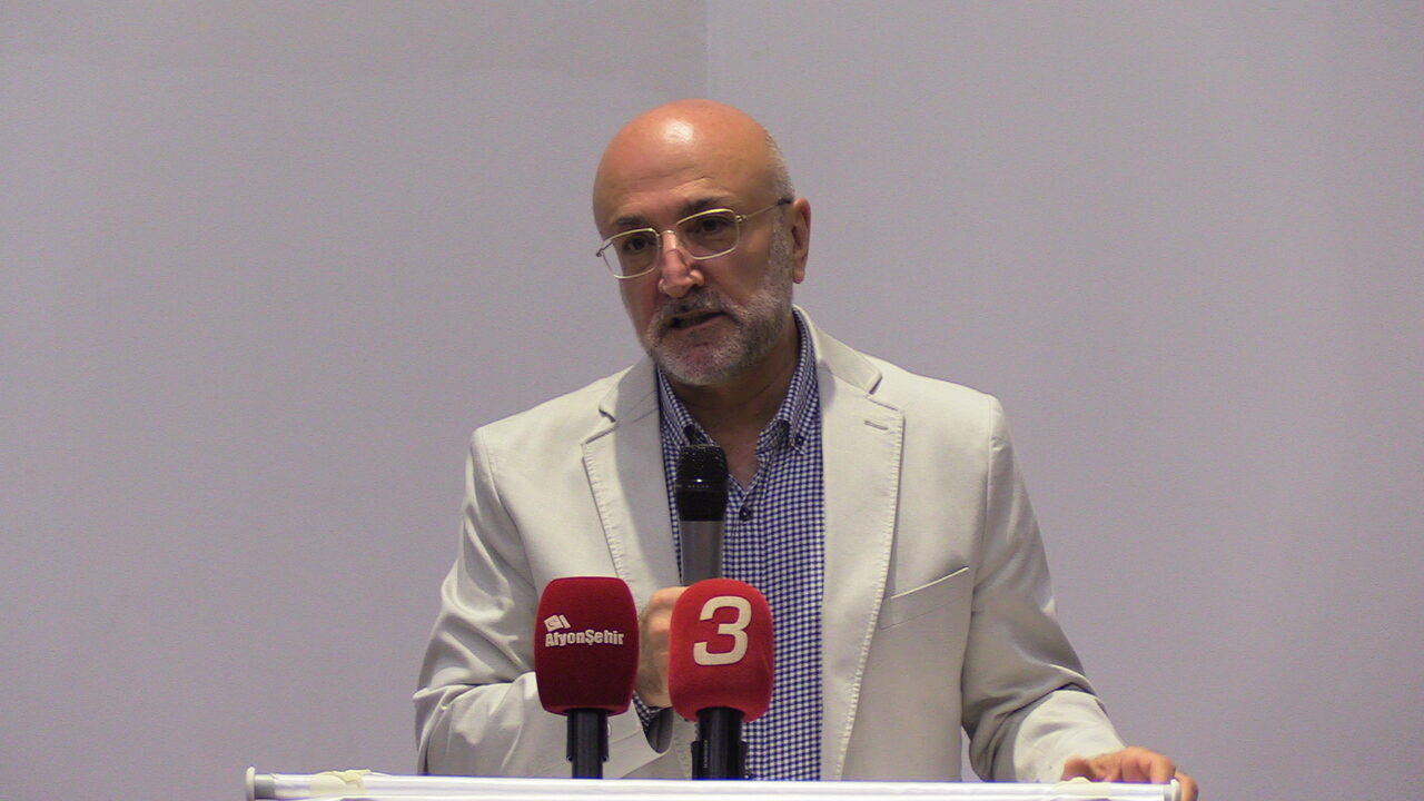 AFYONKARAHİSAR (AA) – AK Parti Afyonkarahisar İl Başkanlığı tarafından düzenlenen