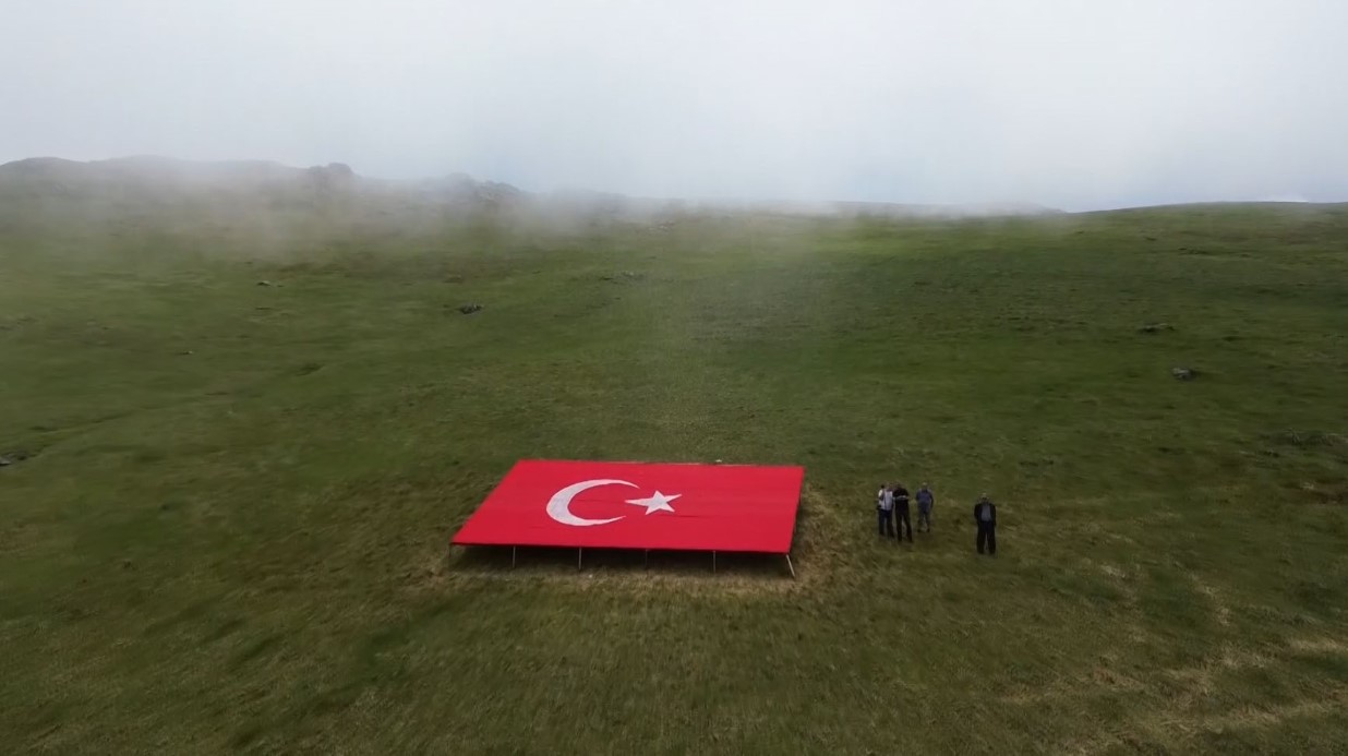 Giresun’un en yüksek zirvelerinden biri olan 2 bin 500 rakımlı