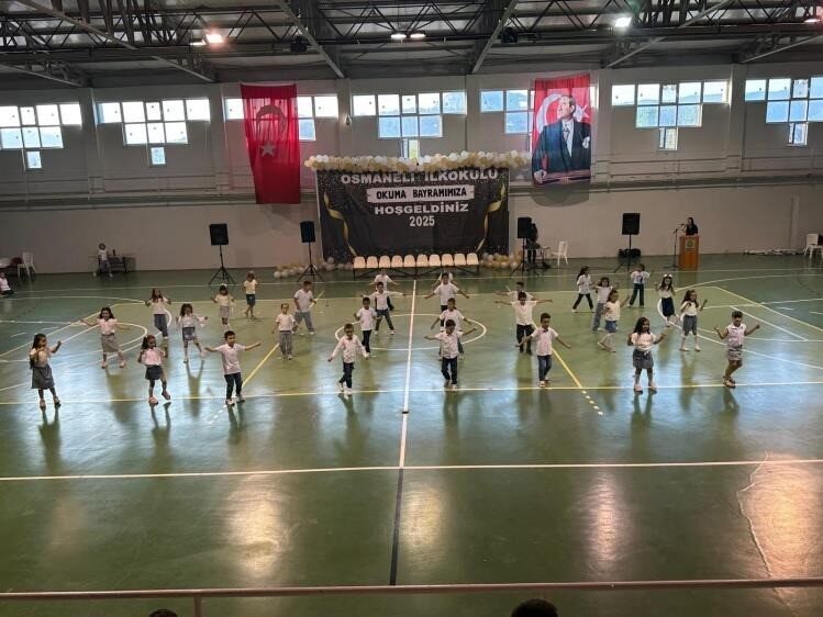 Bilecik’in Osmaneli Belediye Başkanı Bekir Torun ile Belediye Başkan Yardımcısı