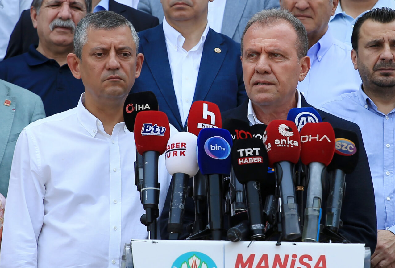 CHP Genel Başkanı Özgür Özel, İsrail’in Gazze’ye insani yardım ulaştırmak