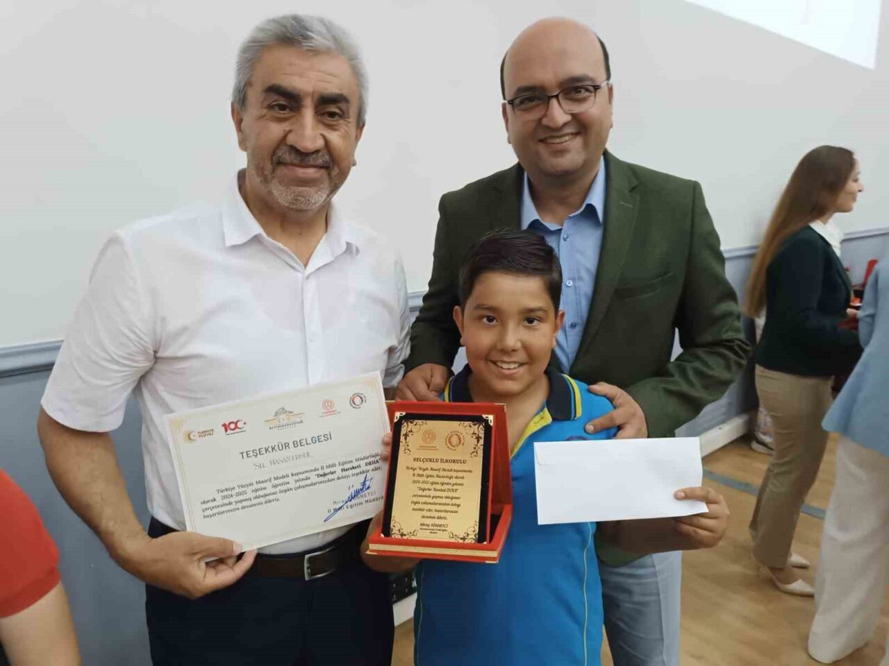 Afyonkarahisar’da İl Milli Eğitim Müdürlüğü tarafından yürütülen ‘Değerler Hareketi’ projesi