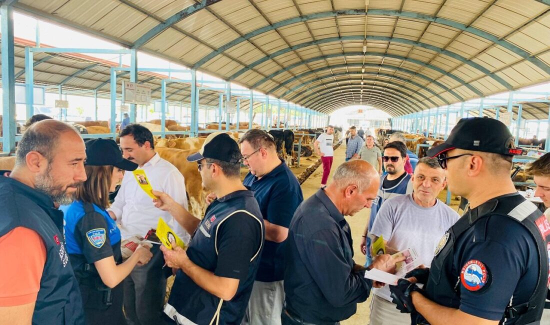 Denizli İl Emniyet Müdürlüğü ekipleri, kurban pazarında dolandırıcılık, sahte para