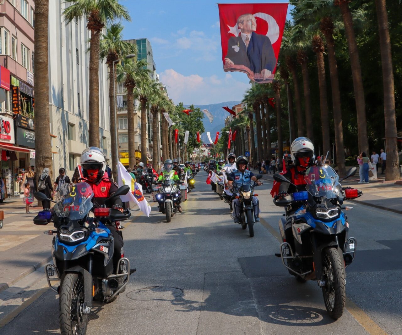 Denizli’de Jandarma Teşkilatının 186. kuruluş yıl dönümü dolayısıyla 200 motosikletli,