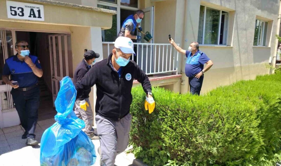 Eskişehir’de emekli bir doktora ait olduğu belirtilen ve çöp ev
