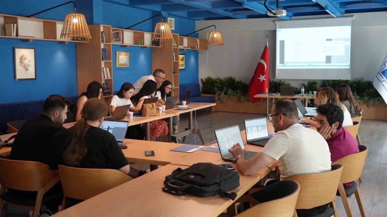 Eskişehir Sanayi Odası (ESO) Akademi tarafından, oda üyelerinin dijital becerilerini