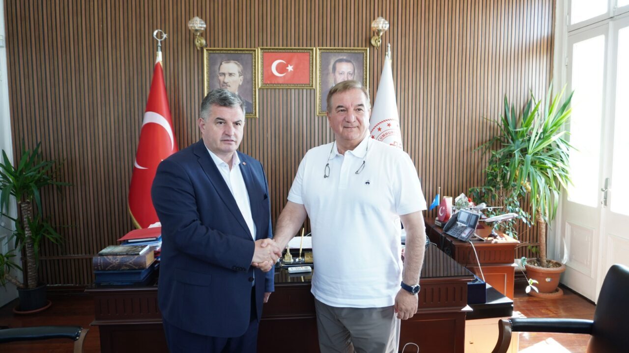 Ege Turistik İşletmeler ve Konaklamalar Birliği (ETİK) Başkanı Mehmet İşler,