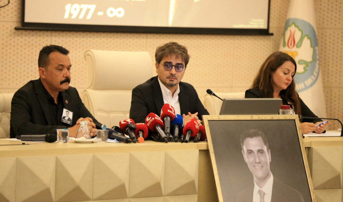Manisa Büyükşehir Belediye Başkanı Ferdi Zeyrek'in elektrik akımına kapılarak hayatını