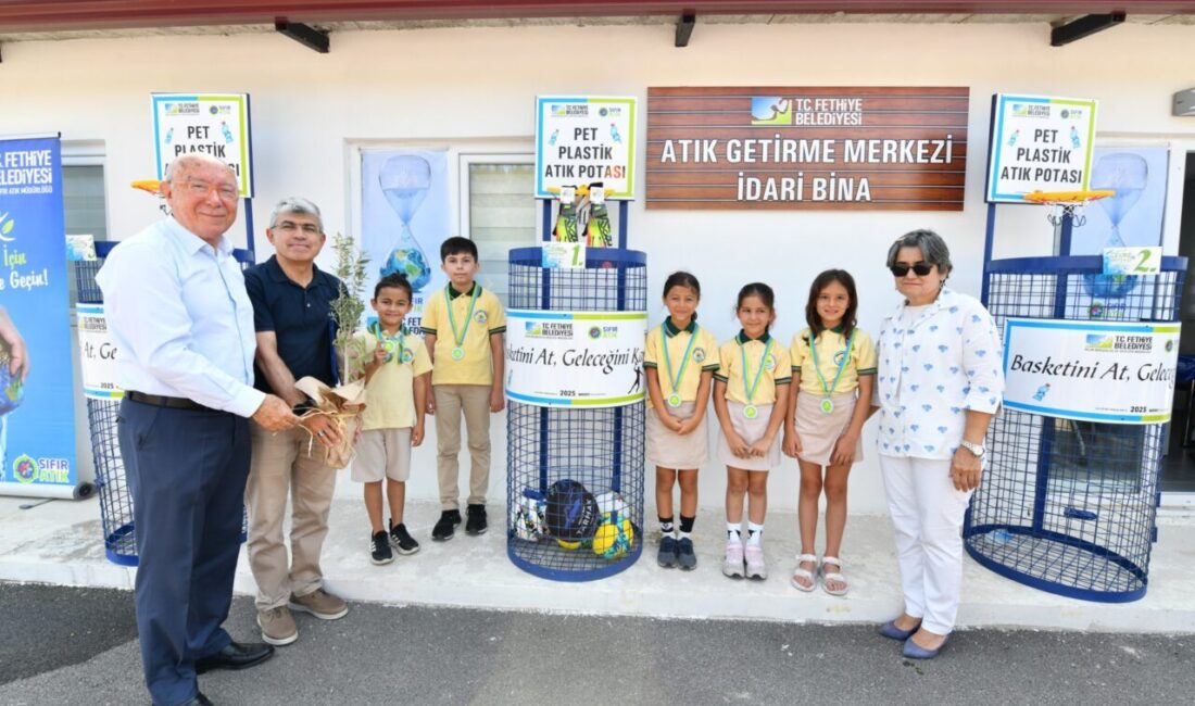 Muğla’nın Fethiye ilçesinde en çok atık pil toplayan okullar, çeşitli